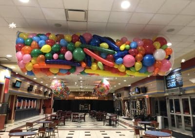 Balloon drop-Tioga Downs