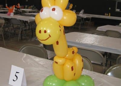 Cute giraffe balloon centerpiece-Private party