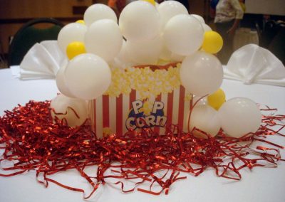 Popcorn and movie theme balloon centerpiece-Private party