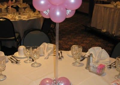 Pretty & elegant wedding balloon centerpiece-Owego Treadway